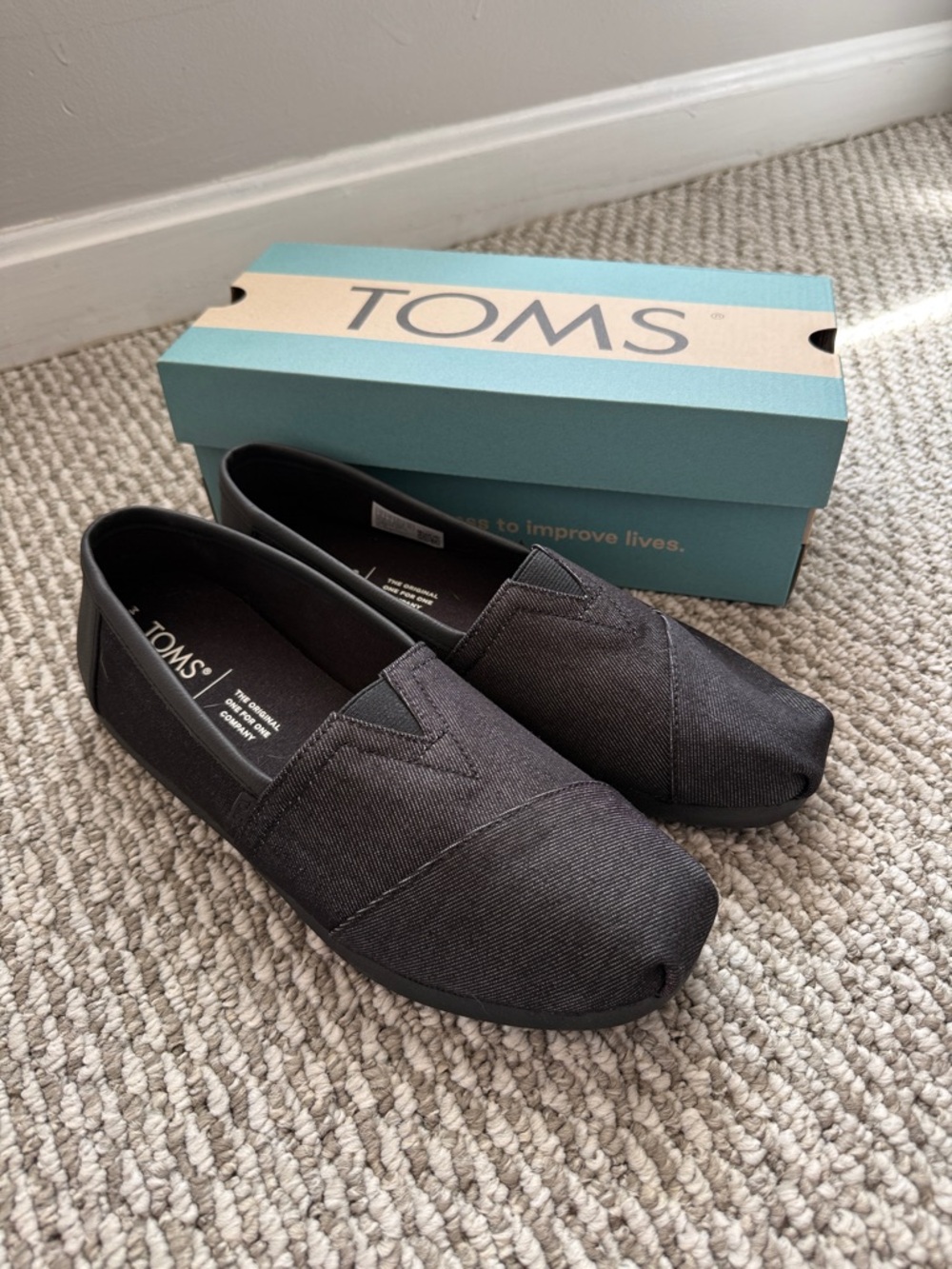 Toms Black Slip-On Womens Flats